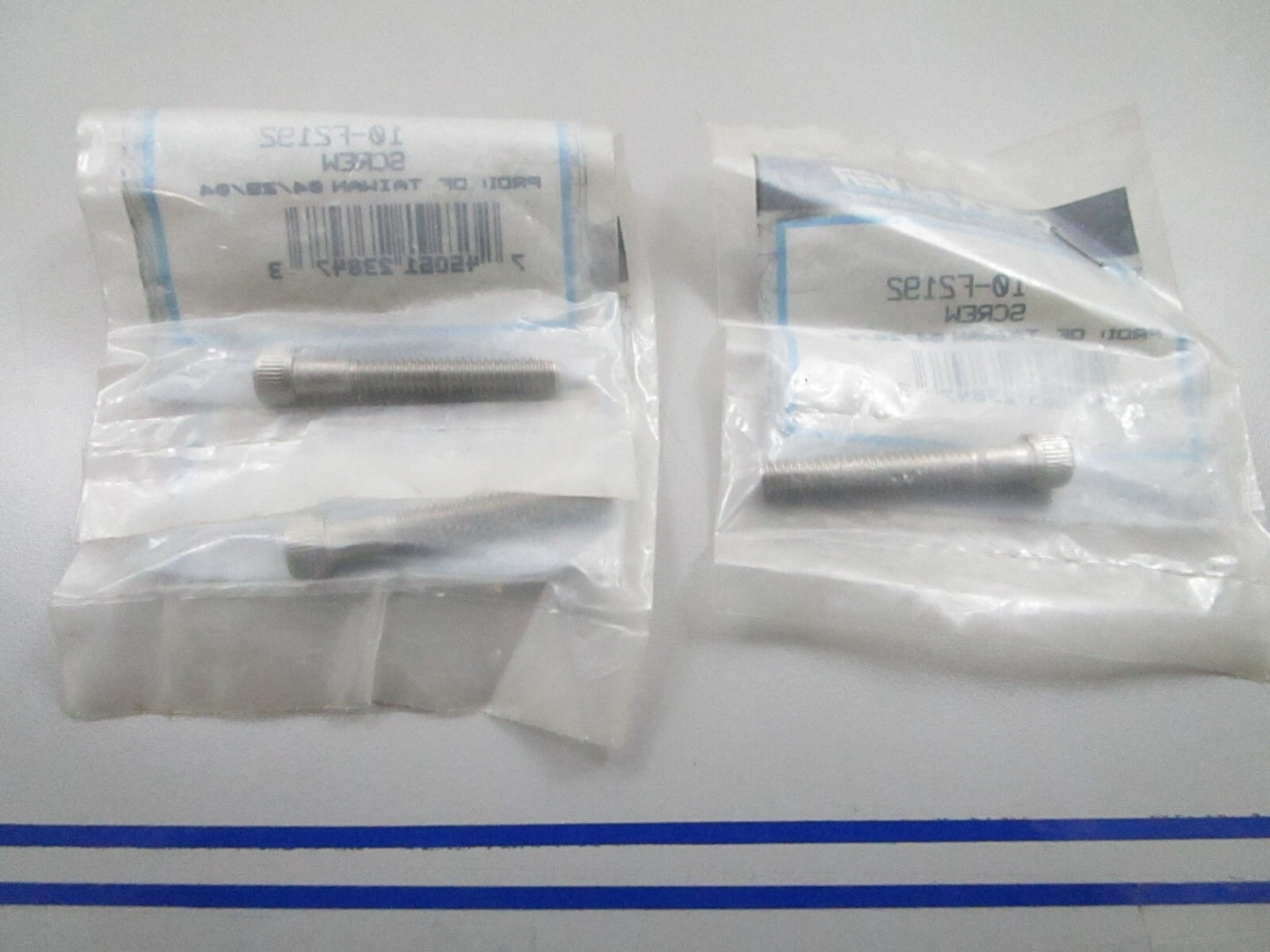 *NEW OEM* (LOT OF 3) 0810 Mercury Quicksilver Screw 10-F2192