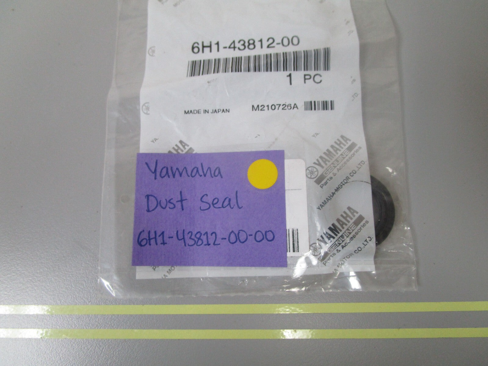 *NEW OEM* 0810 Yamaha Dust Seal 6H1-43812-00-00