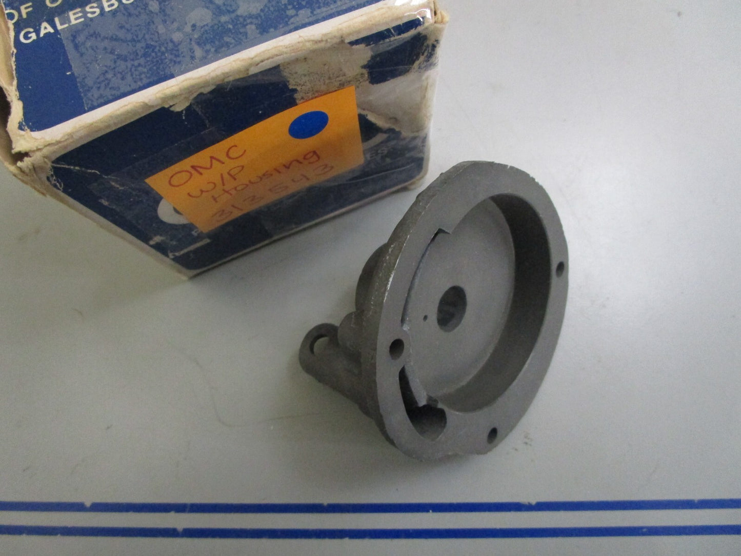 *NEW OEM* 0820 OMC Johnson Evinrude Water Pump Housing 313543 0313543