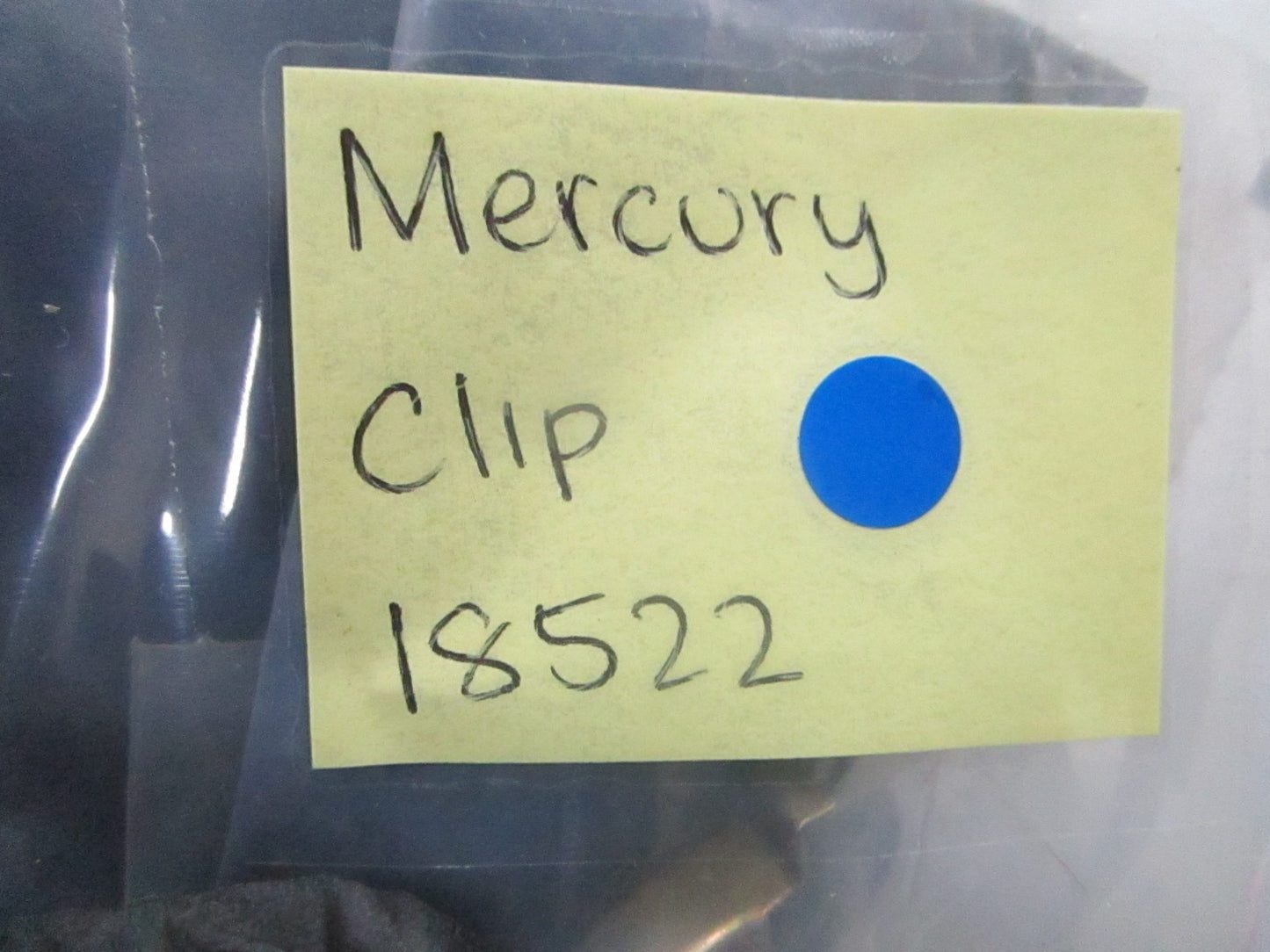 *NEW OEM* 0810 Mercury Quicksilver Clip 18522
