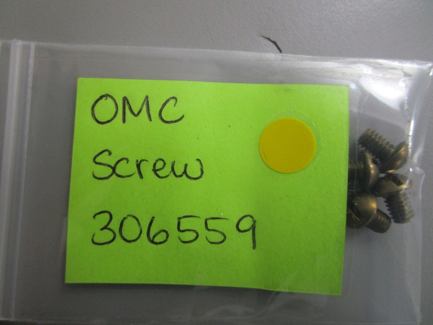 *NEW OEM* (LOT OF 4) 0770 OMC Johnson Evinrude Screw 306559 0306559