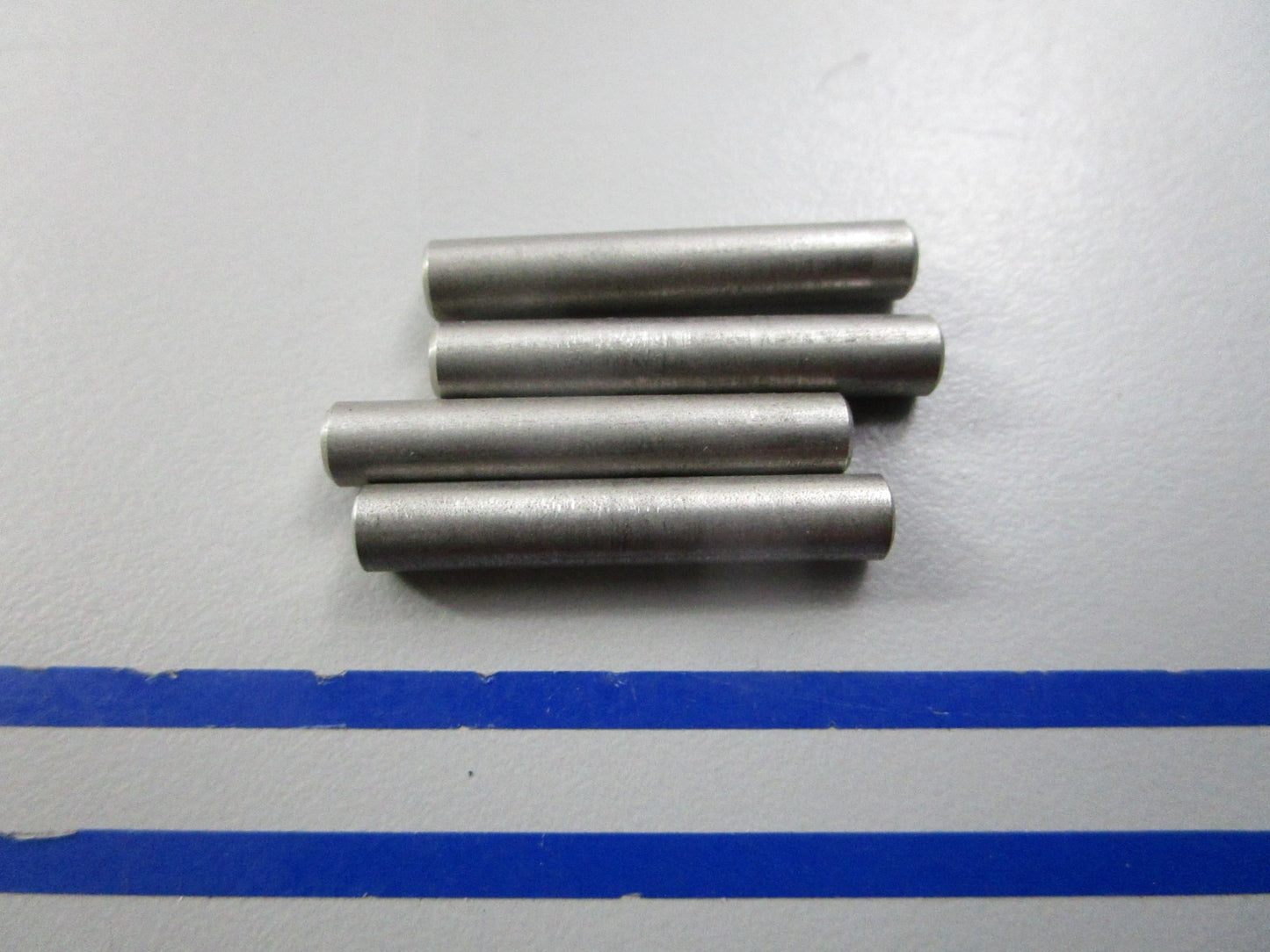 NEW OEM (LOT OF 4) 09202-04009 Suzuki Pin 0810