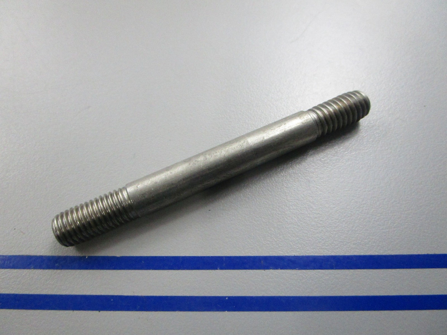 NEW OEM 16-68202 Mercury Quicksilver Stud 0810