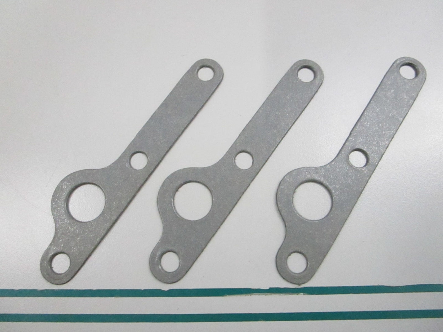 NEW OEM (LOT OF 3) 332999 0332999 OMC Johnson Evinrude Gasket 0810