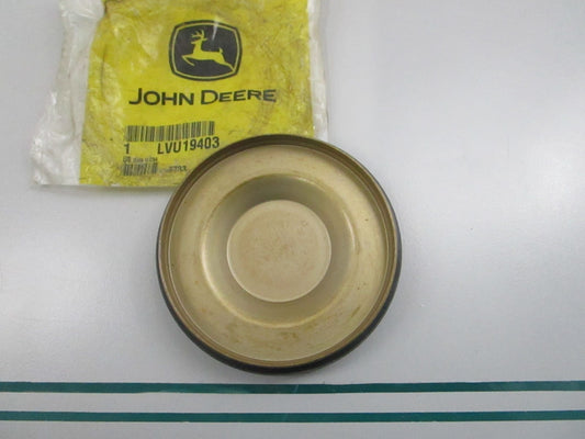 John Deere NEW OEM Plug LVU19403 3320 3520 3720 4200 4300 4400 4700 NOS 0810