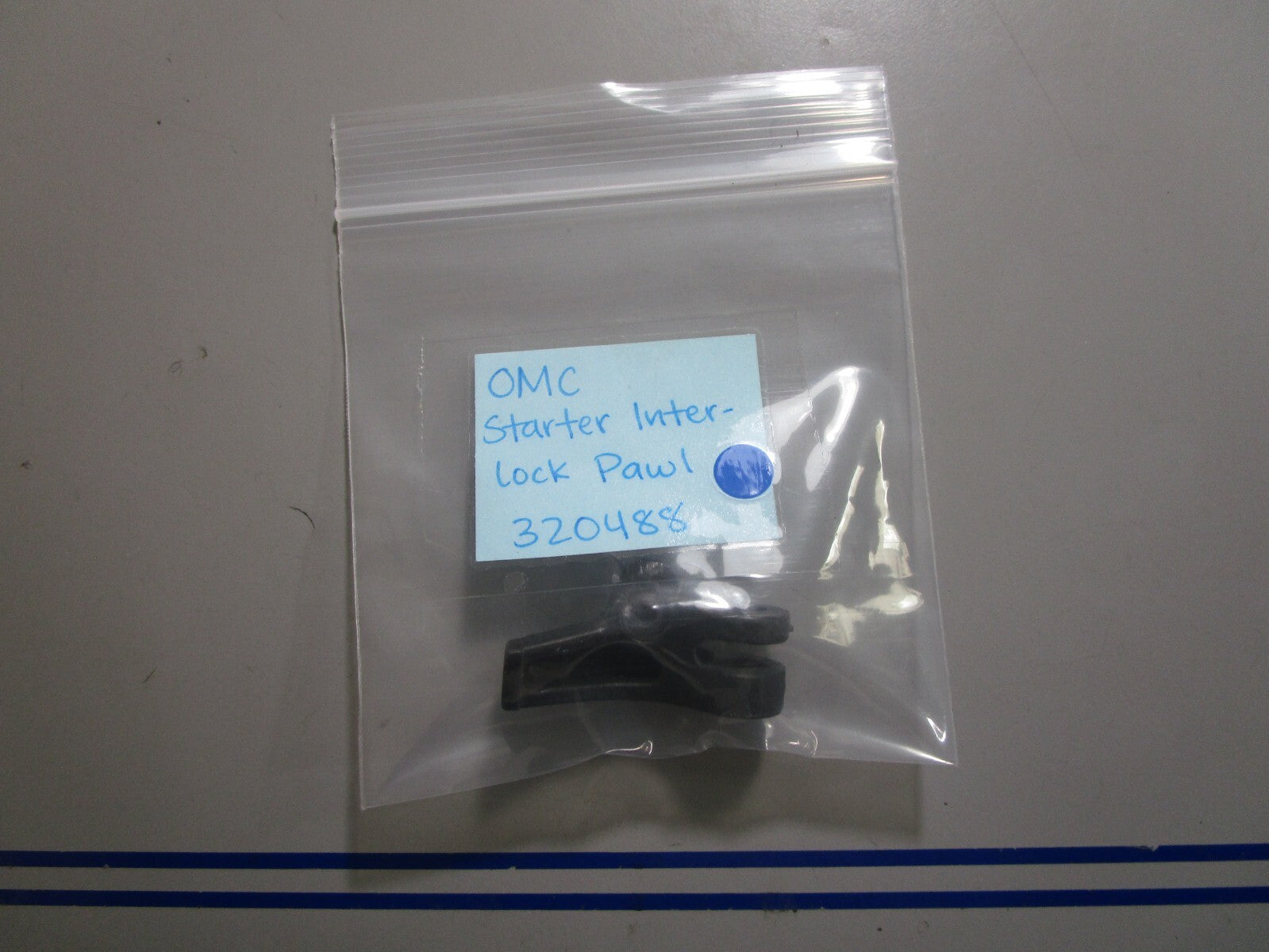 *NEW OEM* 0810 OMC Johnson Evinrude Starter Interlock Pawl 320488 0320488