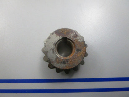 NEW OEM 312108 0312108 OMC Johnson Evinrude Pinion 0810