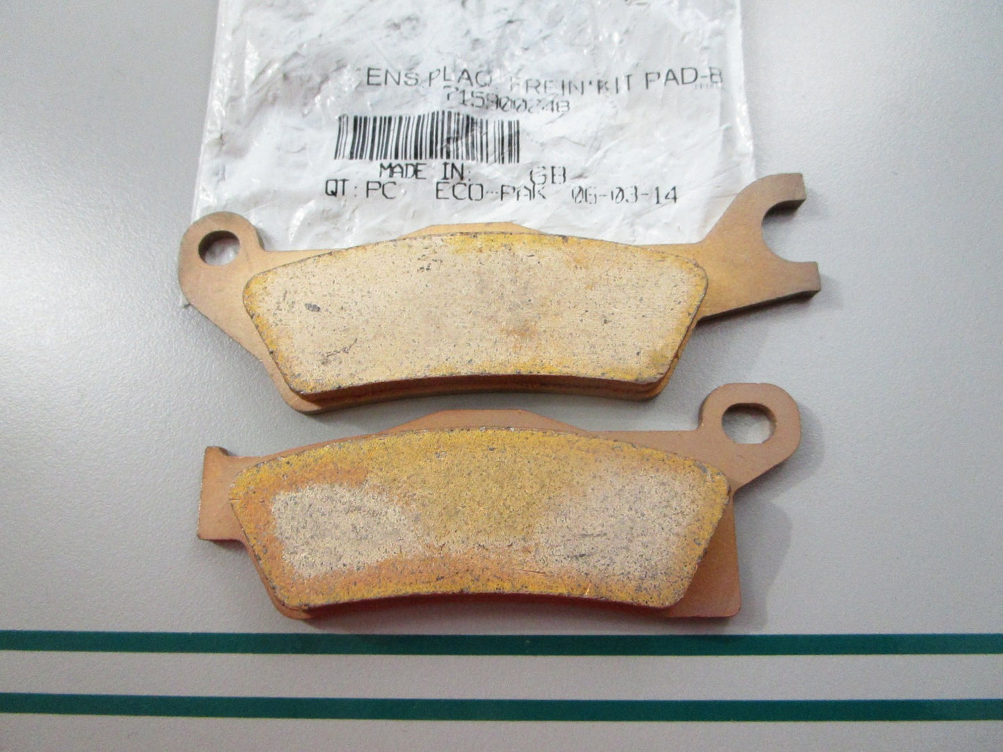 NEW OEM 715900248 Can-Am Brake Pad Kit 0810