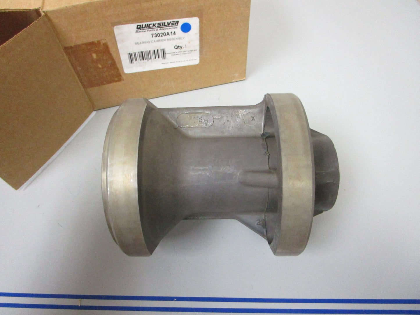 *NEW OEM* 0720 Mercury Quicksilver Bearing Carrier 73020A14