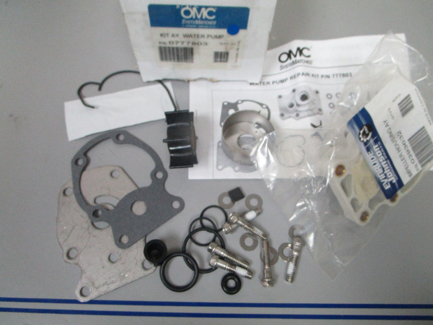 NEW OEM 777803 0777803 OMC Johnson Evinrude Water Pump Kit Assembly 0720