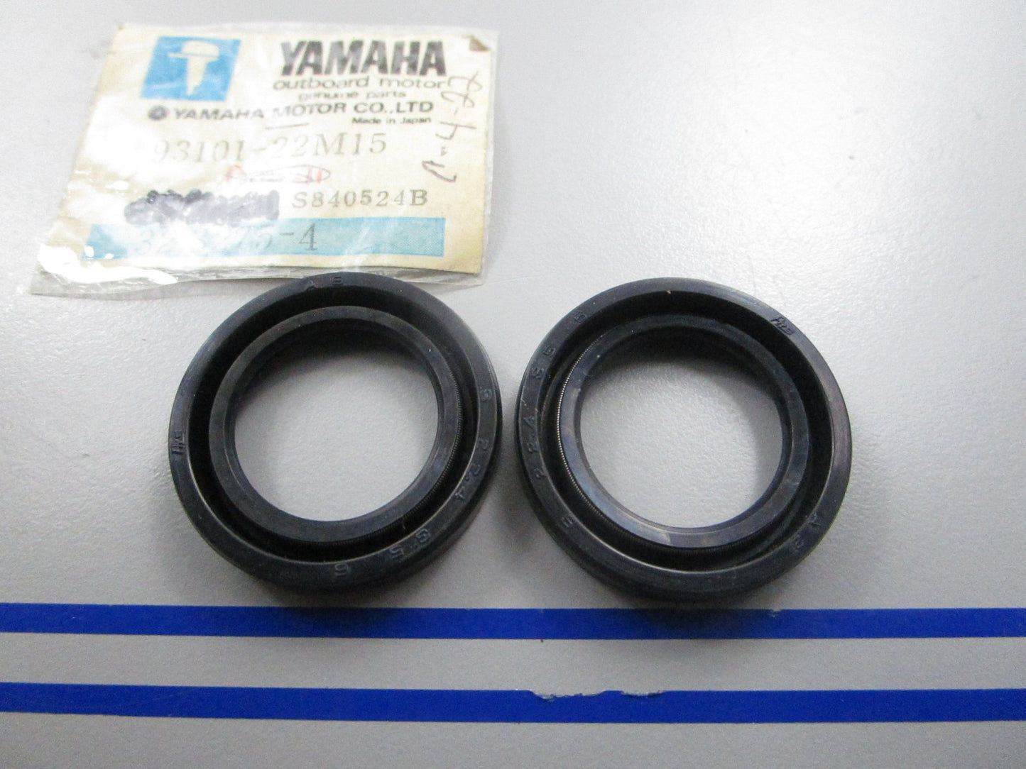 *NEW OEM* (LOT OF 2) 0810 Yamaha Oil Seal 93101-22M15-00