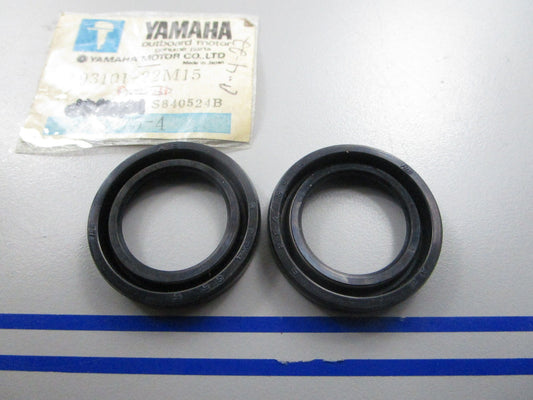 *NEW OEM* (LOT OF 2) 0810 Yamaha Oil Seal 93101-22M15-00