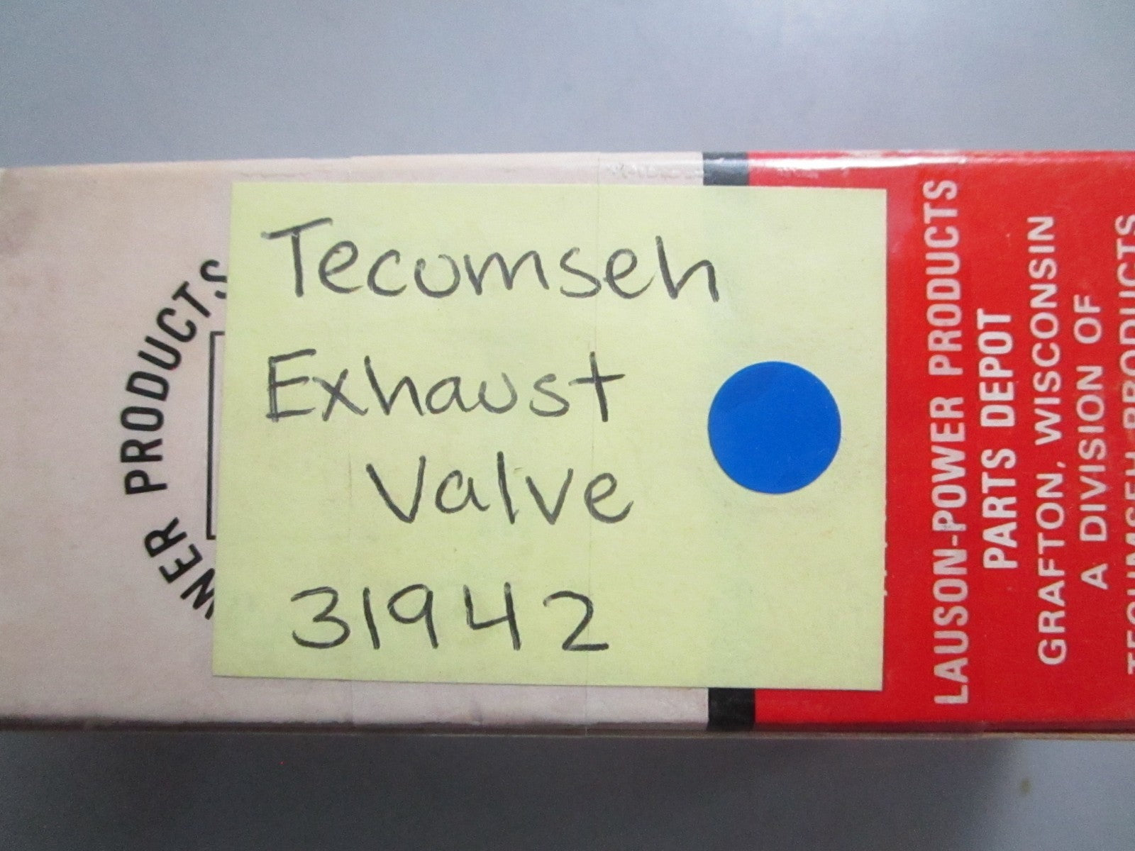 *NEW OEM* 0820 Tecumseh Exhaust Valve 31942