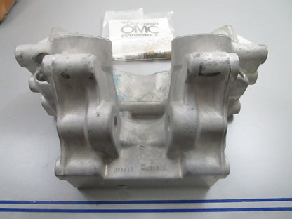 *NEW OEM* 0720 OMC Johnson Evinrude 1982- 1986 Trim Tilt Manifold 391099 0391099