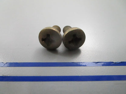 *NEW OEM* (LOT OF 2) 0810 OMC Johnson Evinrude Screw 316374 0316374