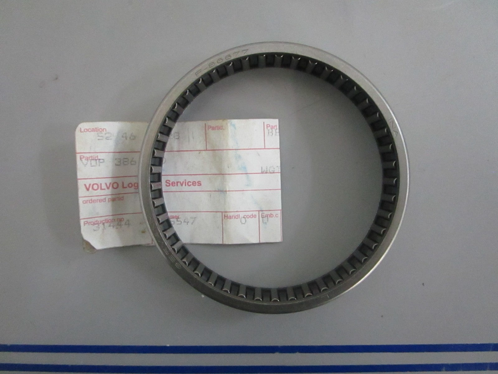 *NEW OEM* 0820 Volvo Penta Bearing 3861820