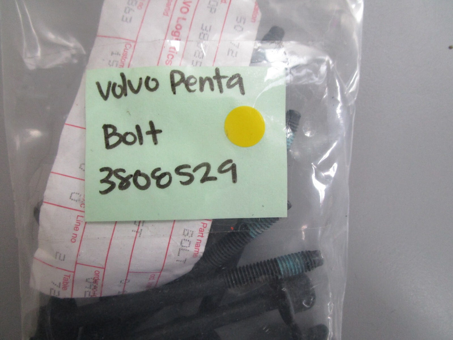 *NEW OEM* 0810 Volvo Penta Bolt 3808529