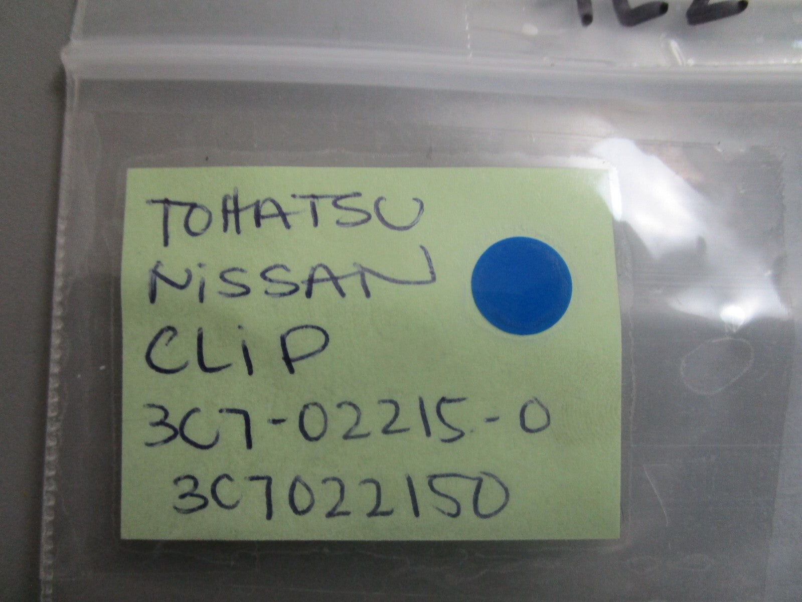 *NEW OEM* (LOT OF 2) 0810 Tohatsu Nissan Clip 3C7-02215-0 3C7022150