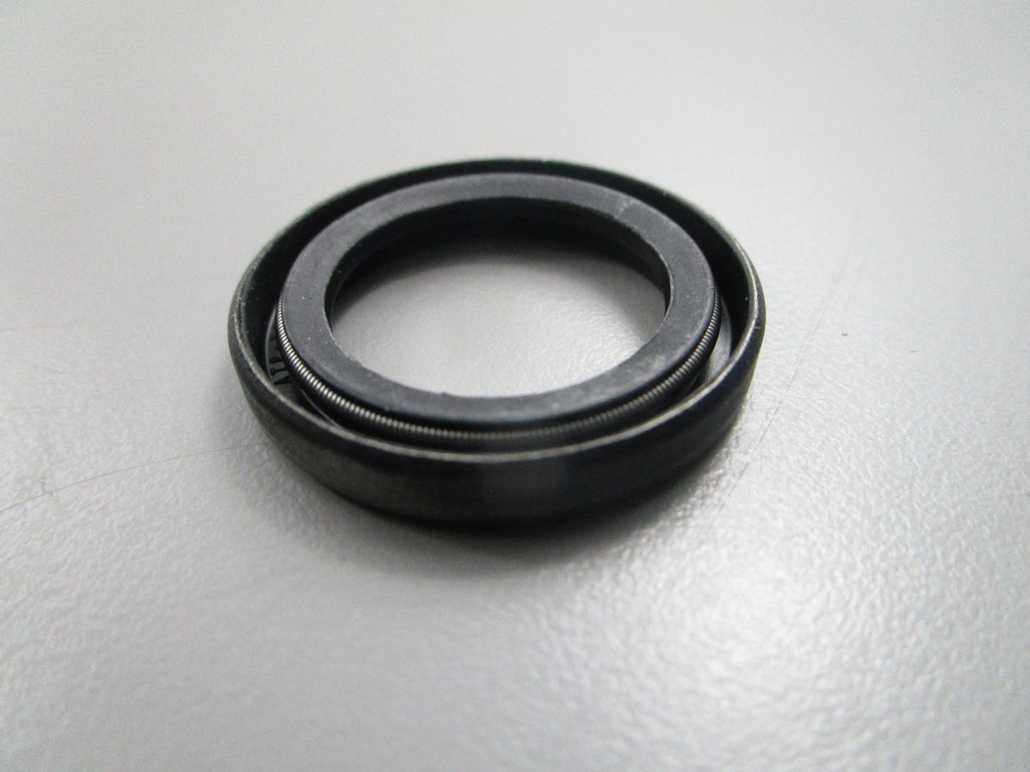 NEW OEM 26-16977 Mercury Quicksilver Seal 0810