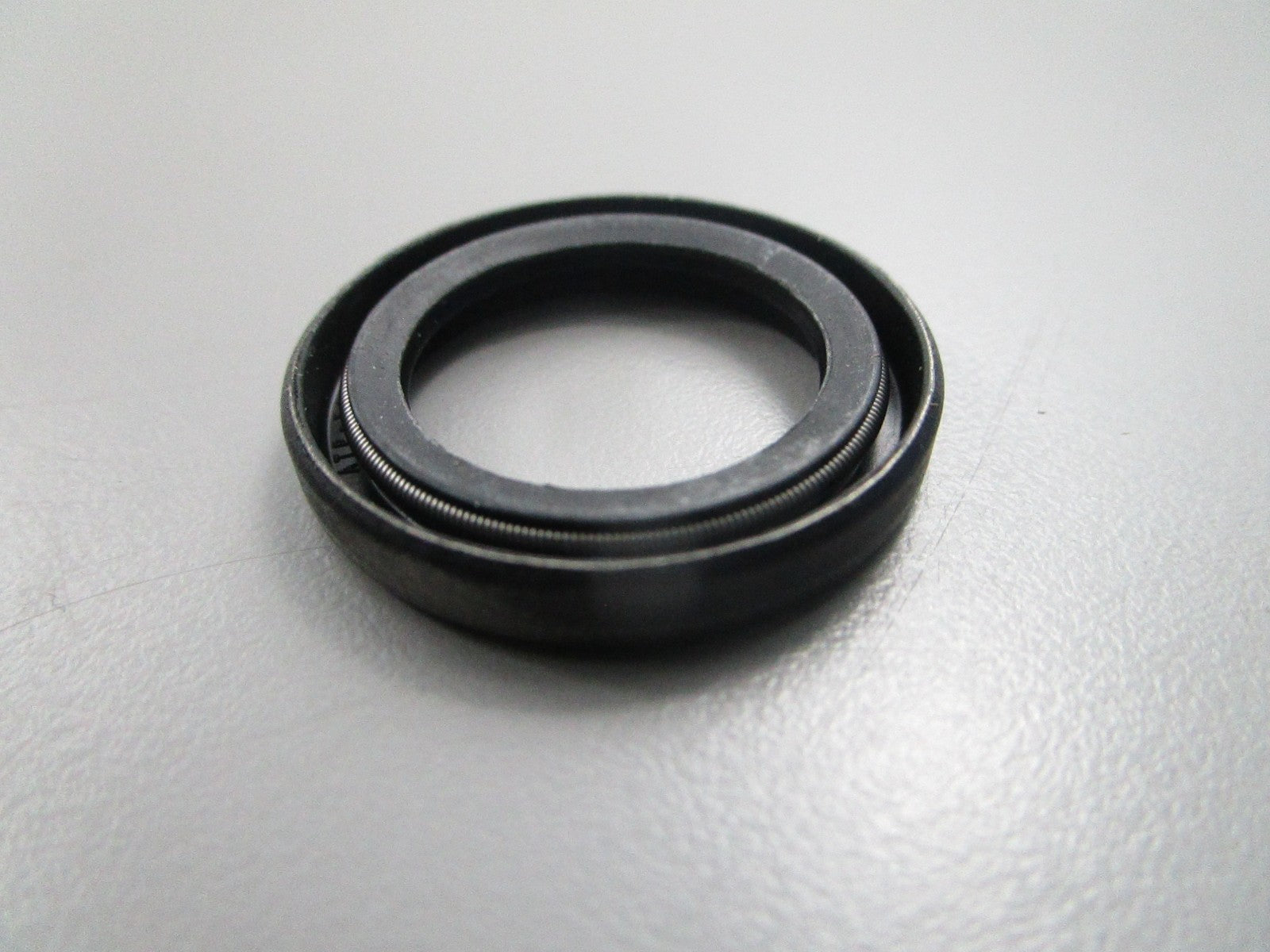 NEW OEM 26-16977 Mercury Quicksilver Seal 0810