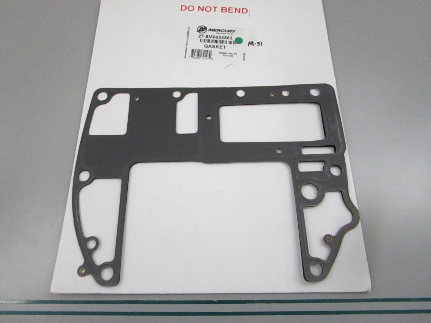 NEW OEM 27-8M0024563 Mercury Quicksilver Gasket 0810