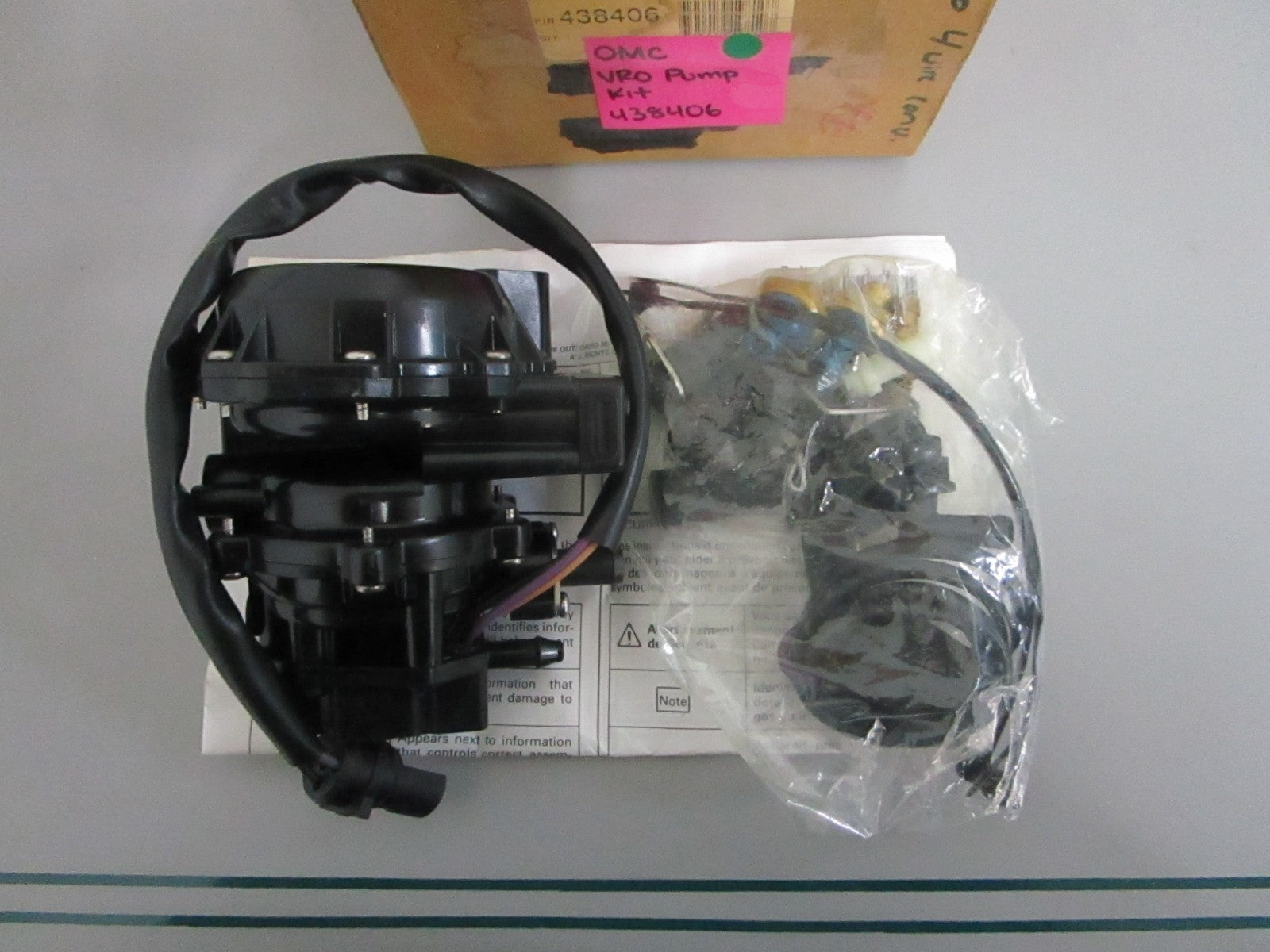 NEW OEM 438406 0438406 OMC Johnson Evinrude VRO Pump Kit 0820