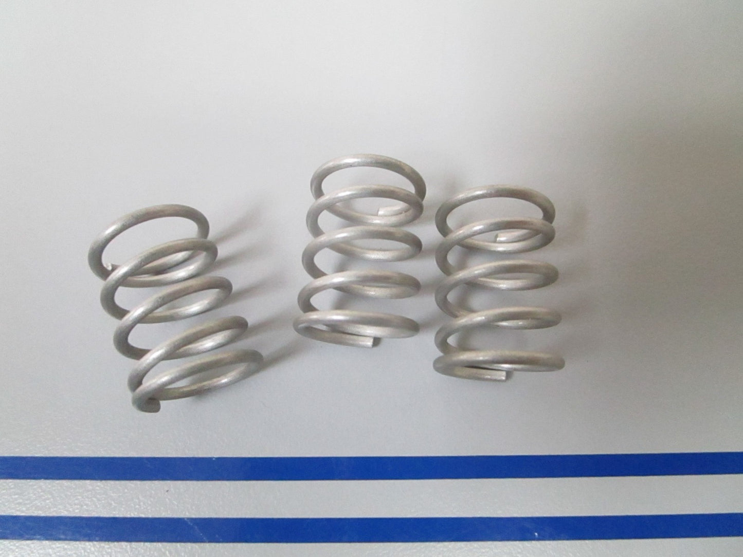 NEW OEM (LOT OF 3) 24-33517 Mercury Quicksilver Spring 0810