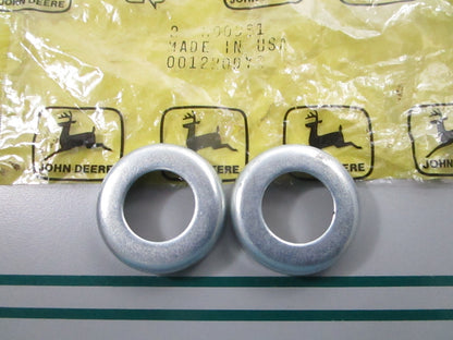NEW OEM (LOT OF 2) M90981 John Deere End Cap Retainer 0810