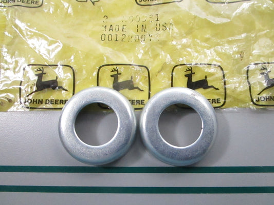 NEW OEM (LOT OF 2) M90981 John Deere End Cap Retainer 0810