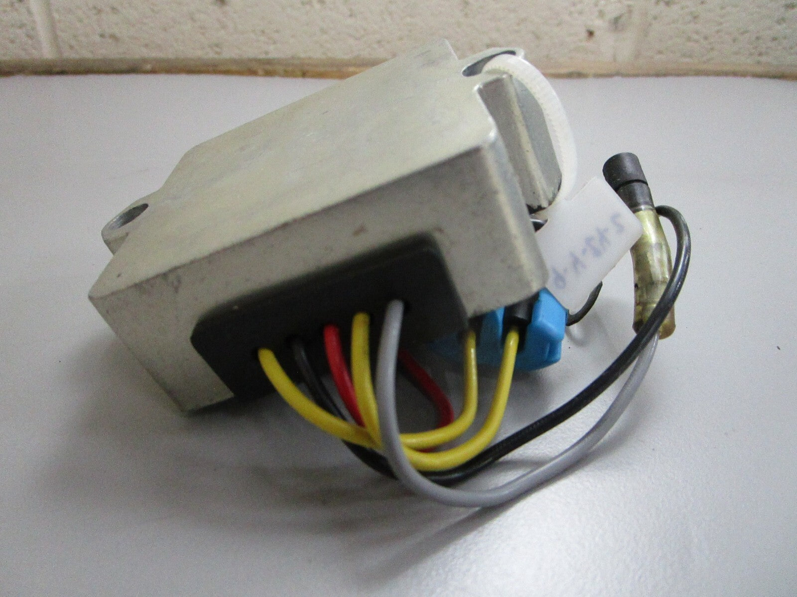 NEW OEM* 0820 Mercury Quicksilver Voltage Regulator 893640T01