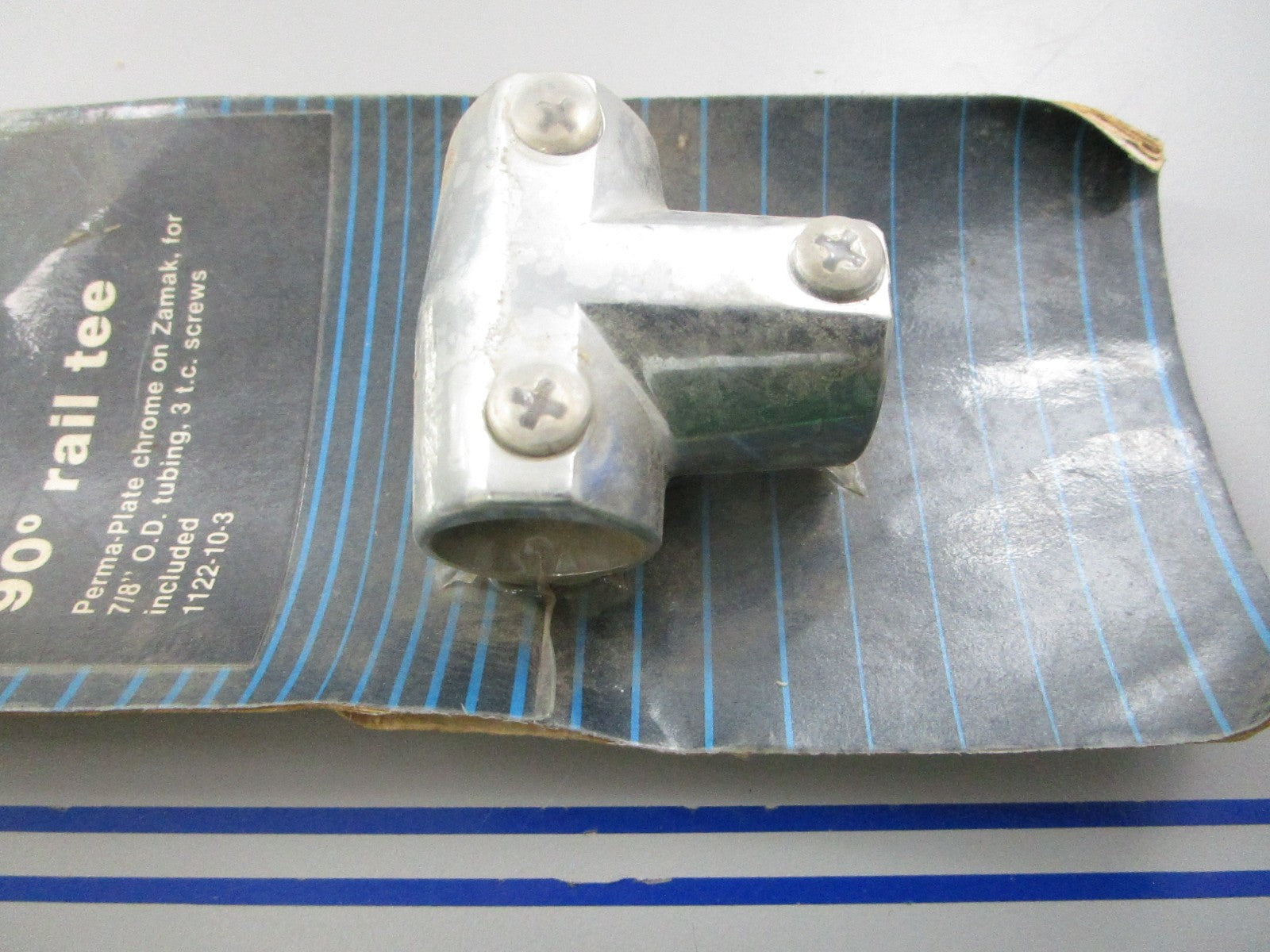 NEW OEM 1122-10-3 Attwood 90 Degree Rail Tee 0810