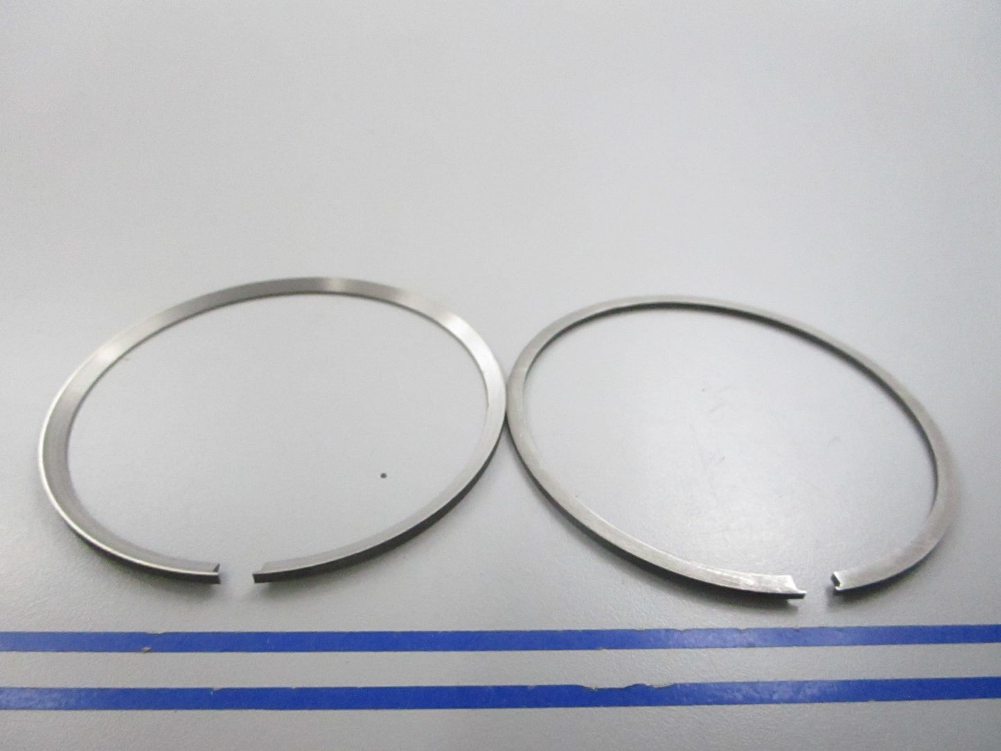 NEW OEM 396579 0396579 OMC Johnson Evinrude Piston Kit 0810