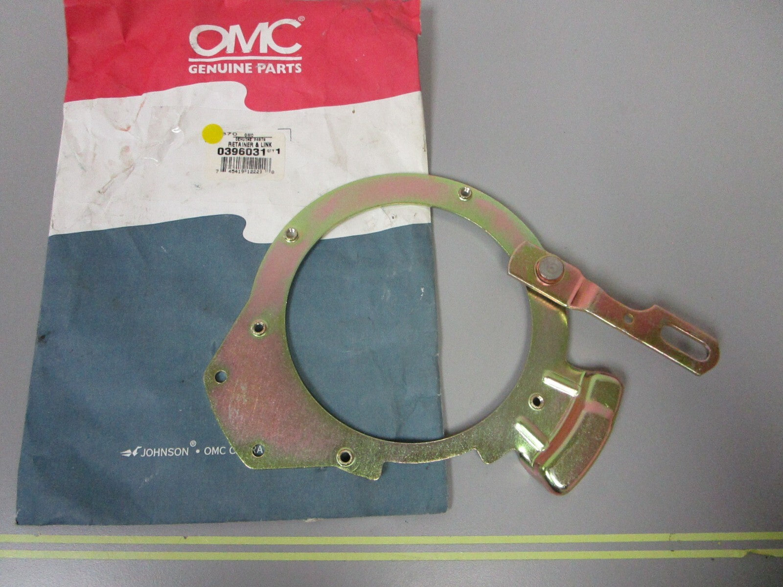 *NEW OEM* 0810 OMC Johnson Evinrude Retainer & Link 396031 0396031