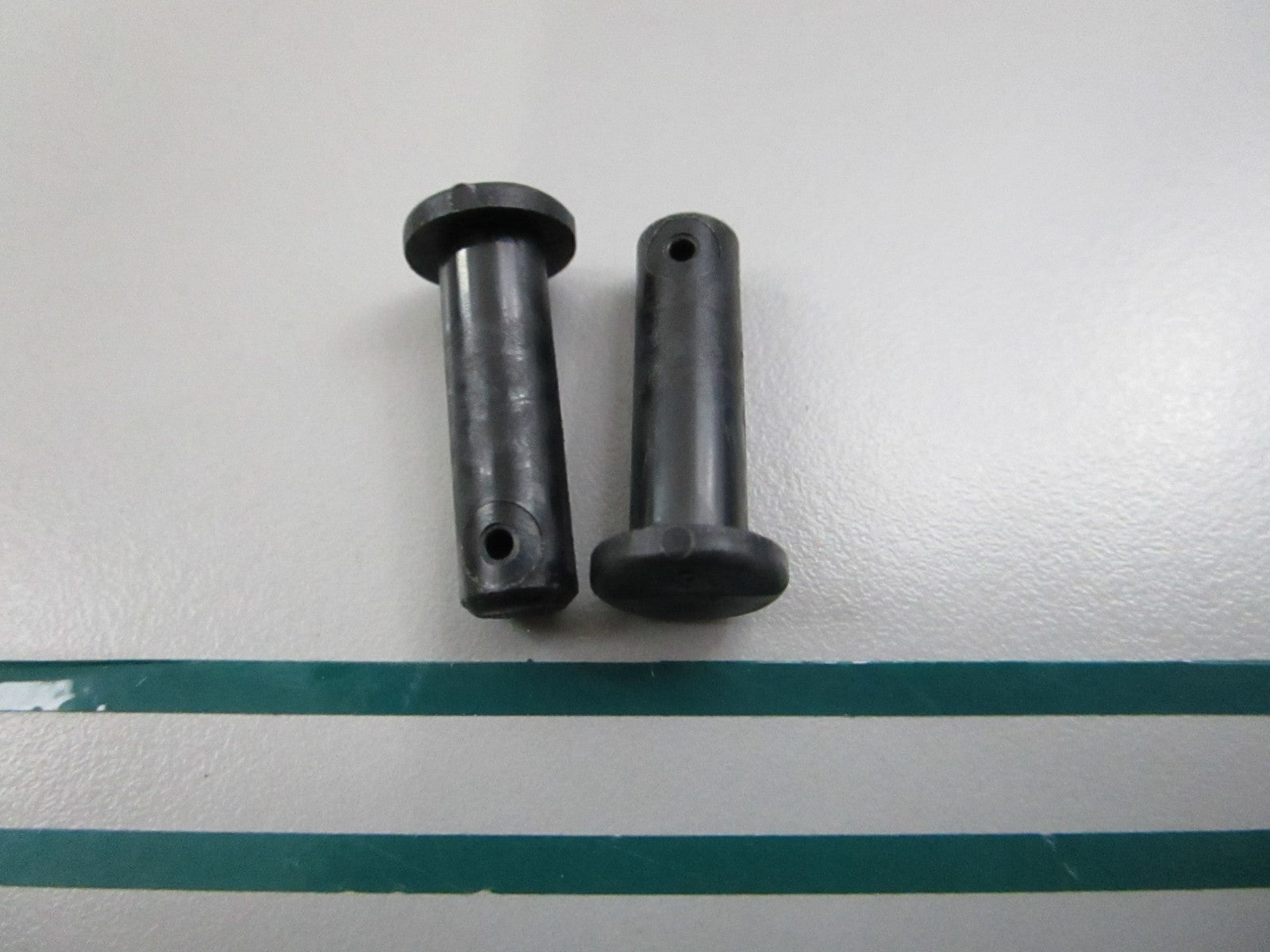 OMC Johnson Evinrude NEW OEM Throttle Pin 334063 0334063 NOS (LOT OF 2) 0810
