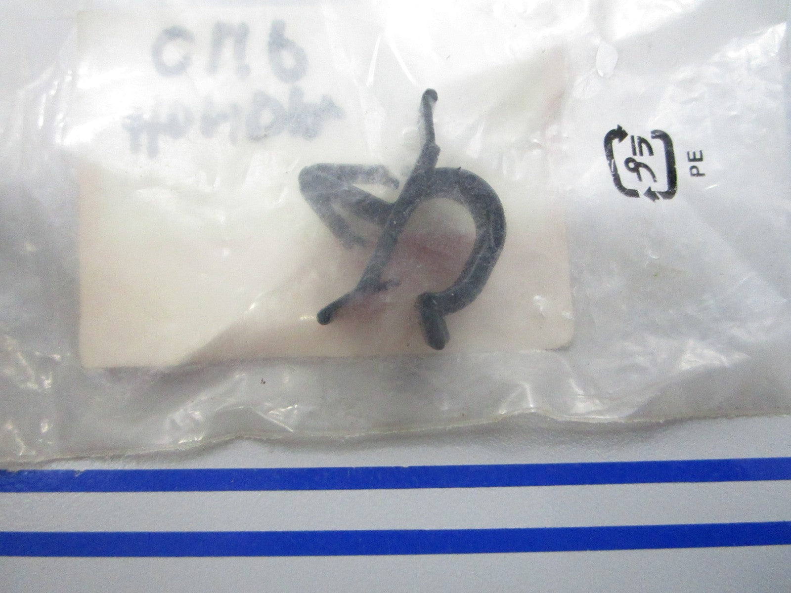 *NEW OEM* 0810 Honda Clip 32161-393-003