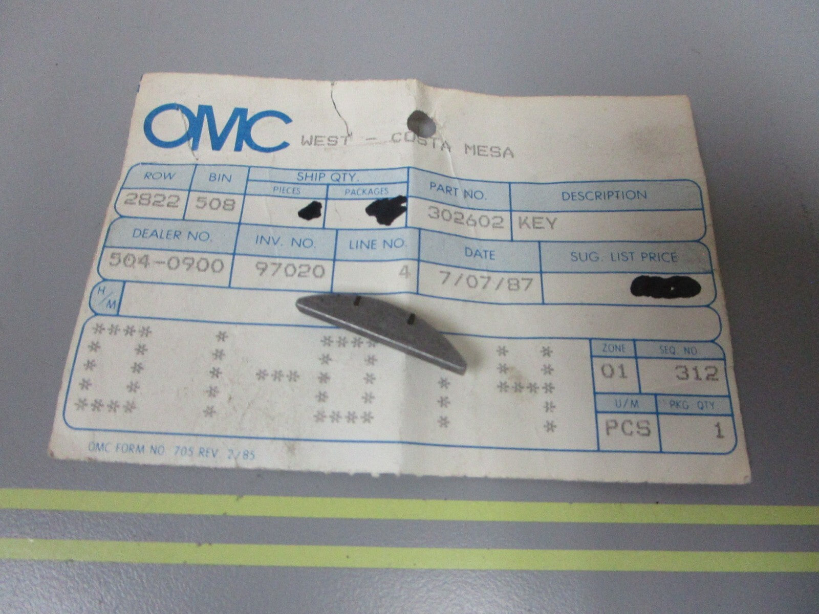 *NEW OEM* 0810 OMC Johnson Evinrude Key 302602 0302602