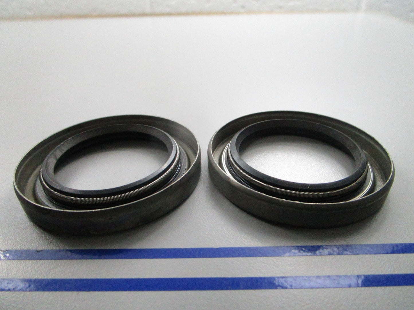 NEW OEM (LOT OF 2) Mercury Quicksilver 26-54926 Oil Seal 0810