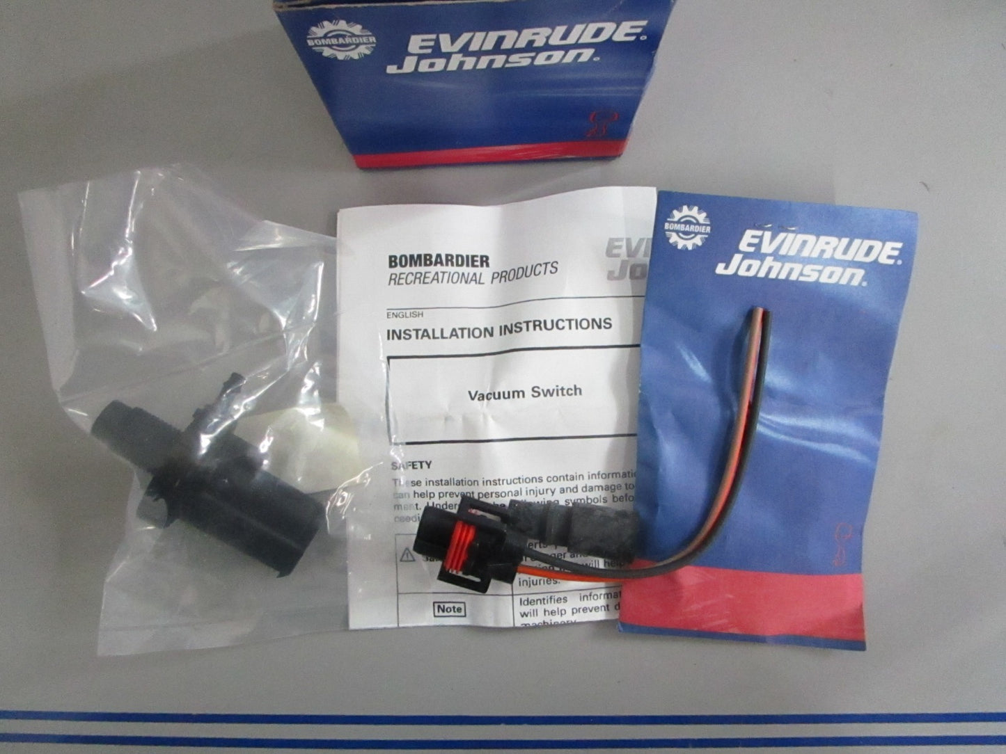 *NEW OEM* 0820 OMC Johnson Evinrude Vacuum Switch Kit 586544 0586544