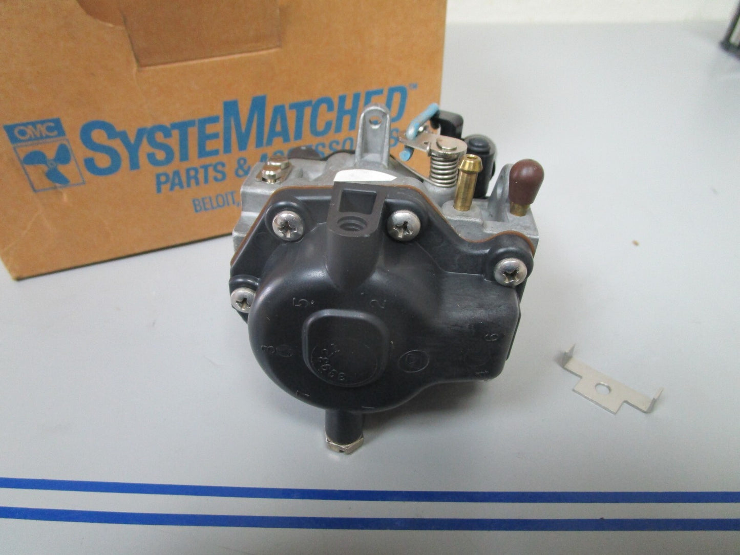 *NEW OEM* 0720 OMC Johnson Evinrude 9.9 hp Carburetor Assembly 436778