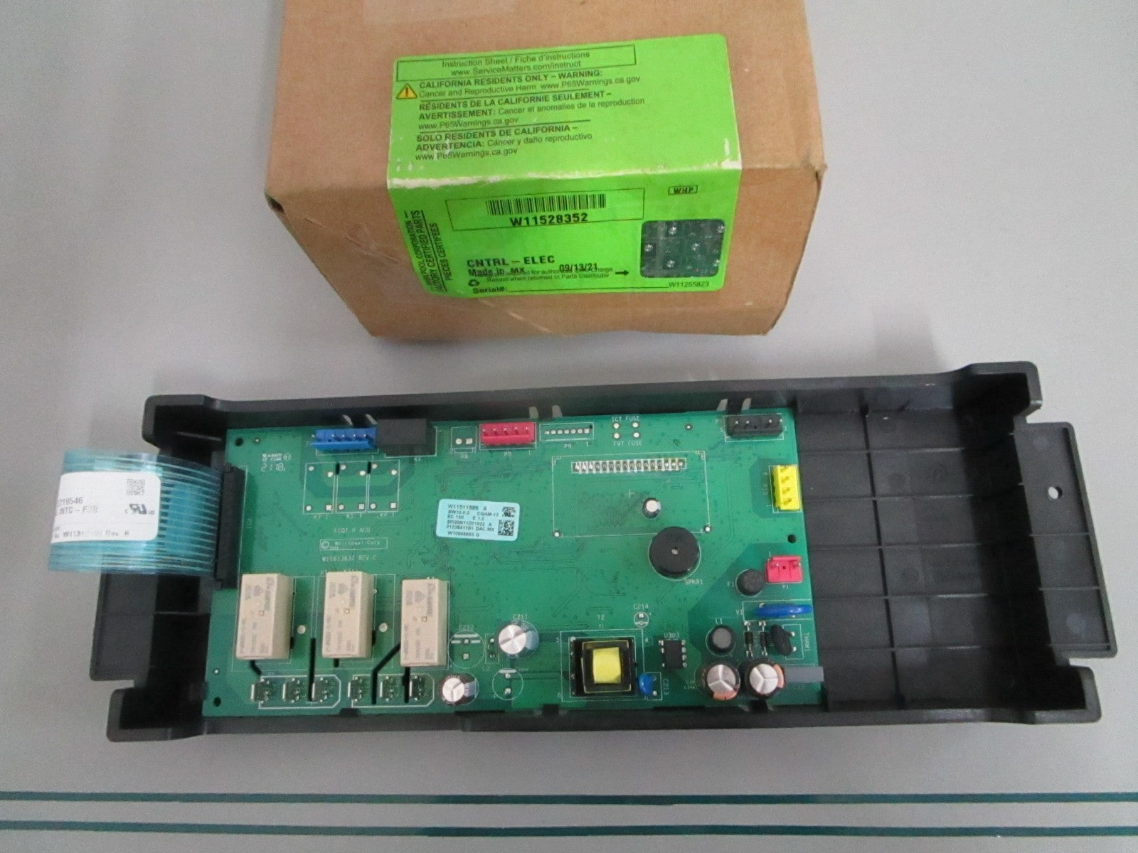 Whirlpool NEW OEM Range Control Board W11528352 NOS Genuine Factory Part 0820