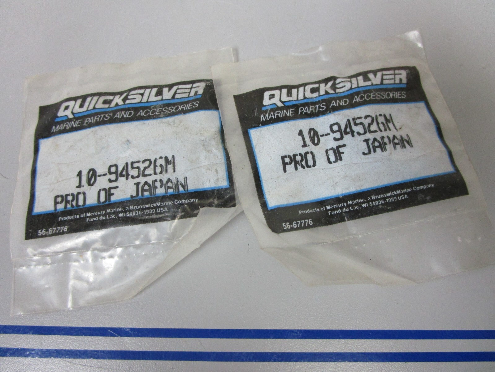 *NEW OEM* (LOT OF 2) 0810 Mercury Quicksilver Screw 10-94526M