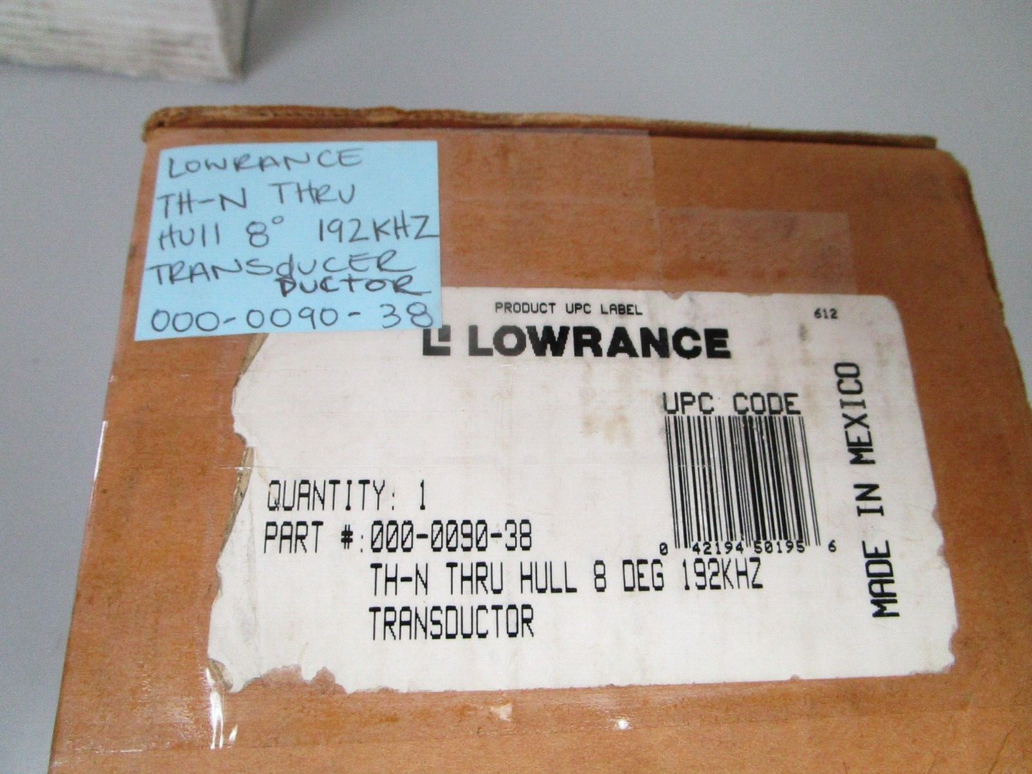 *NEW* 0720 Lowrance TH-N Thru Hull 8° 192KHZ Transducer Transductor 000-0090-38