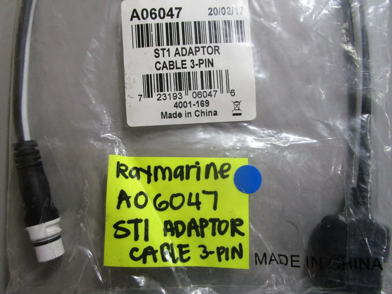 *NEW* 0810 Raymarine STI Adaptor Cable 3-Pin A06047