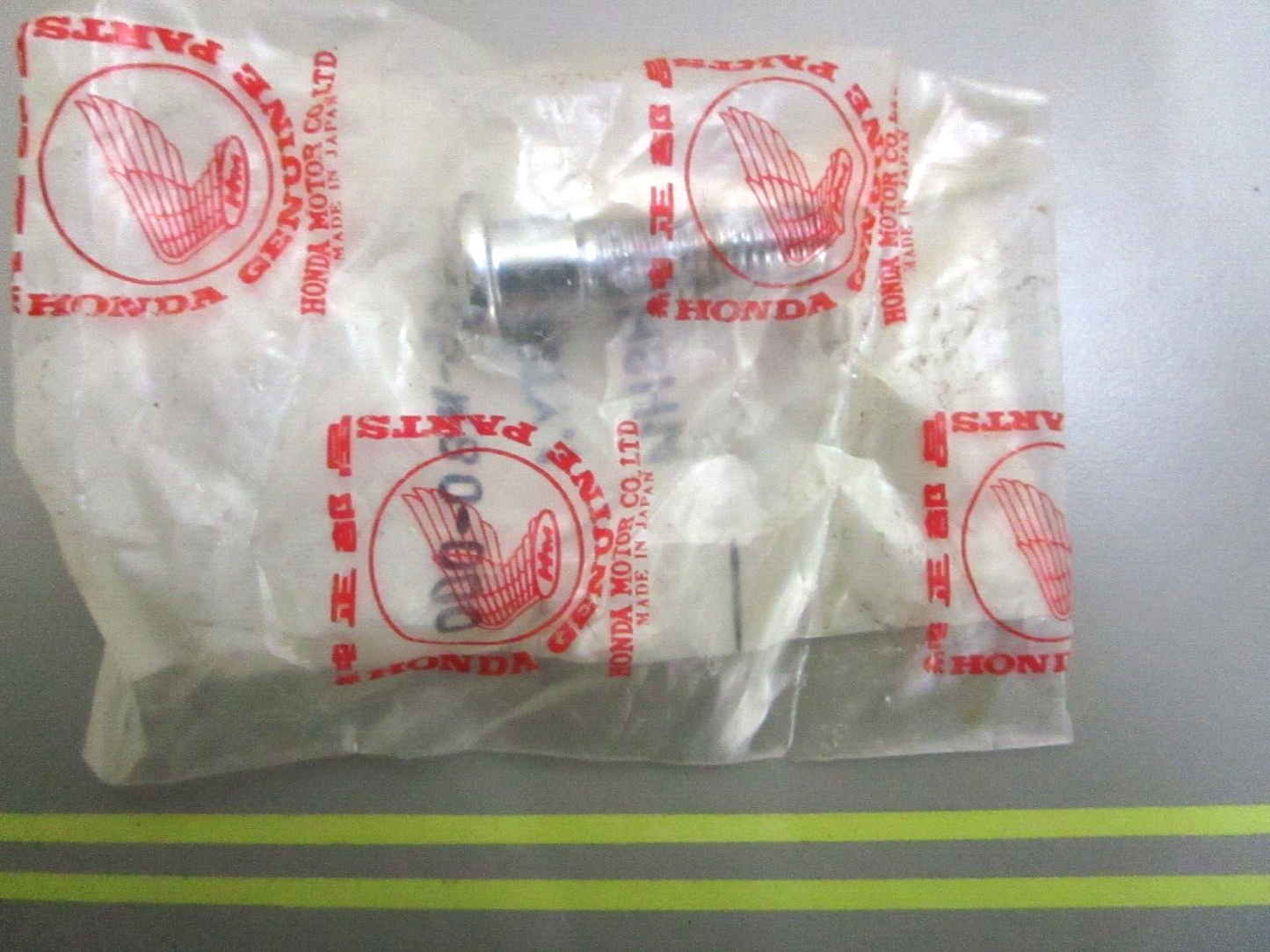 *NEW OEM* 0750 Honda BRAKE ROTOR BOLT 90105-MB0-000