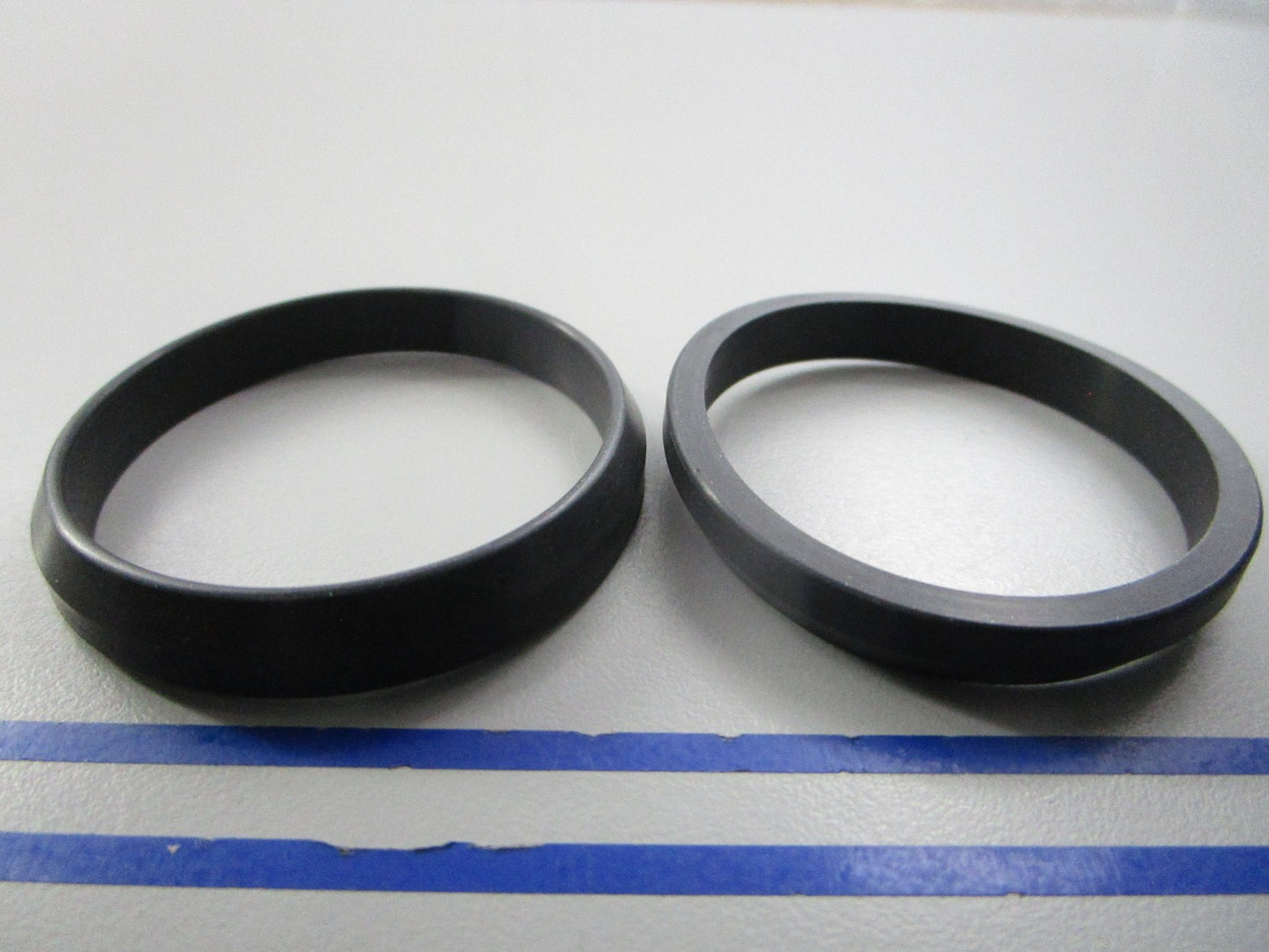 NEW OEM (LOT OF 2) 26995-86B Harley Davidson Intake Manifold Seal 0810