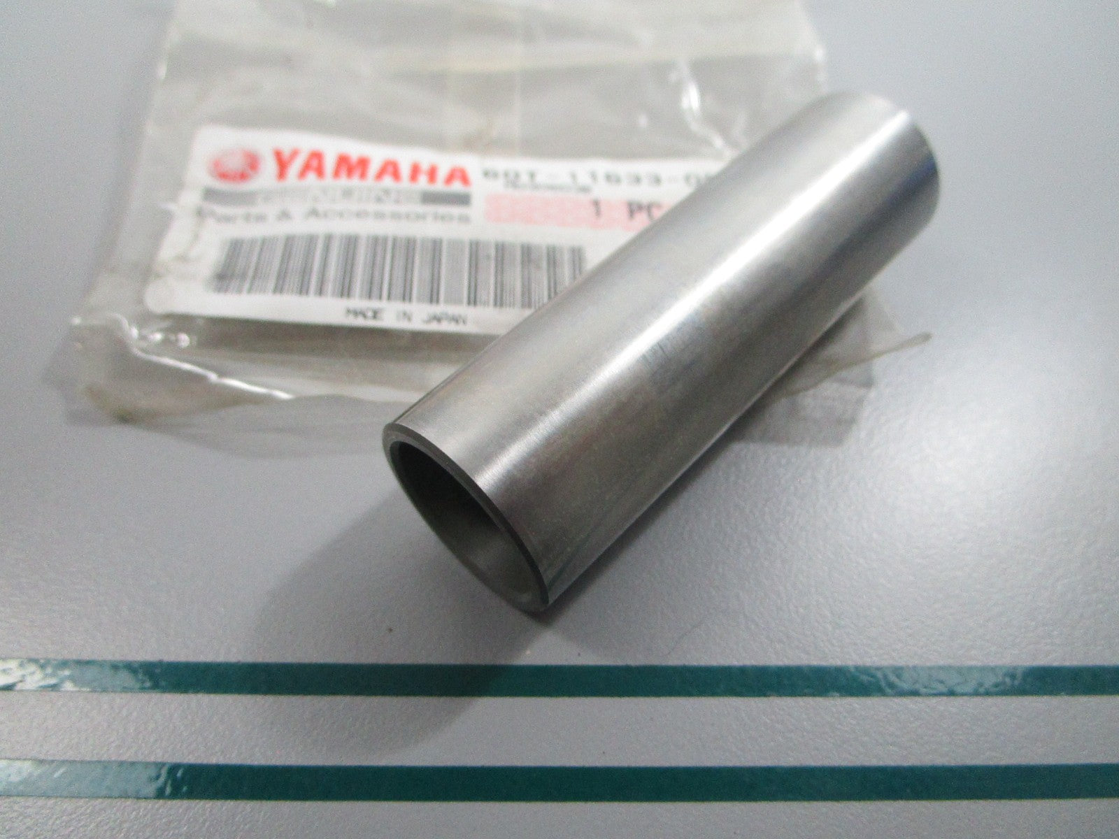 NEW OEM 60T-11633-00-00 Yamaha Piston Pin 0810