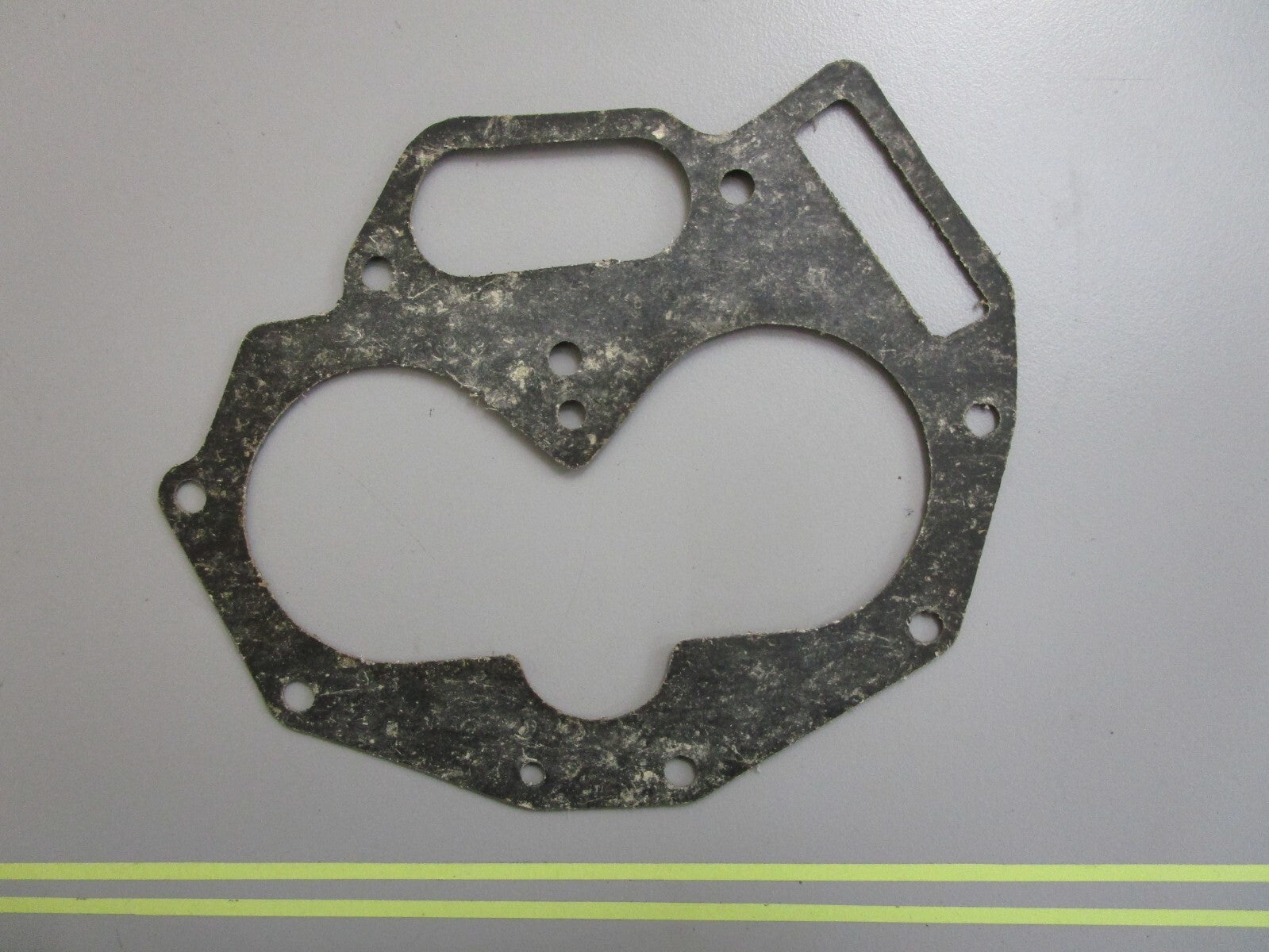 *NEW OEM* 0810 OMC Johnson Evinrude Gasket 303486 0303486