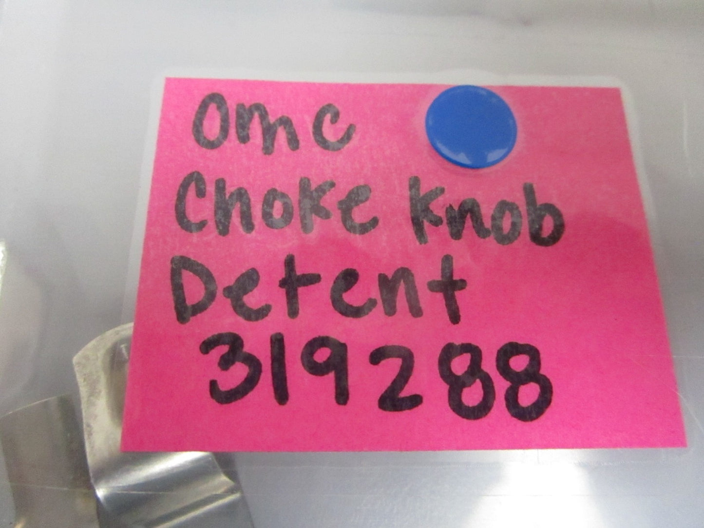 NEW OEM 319288 0319288 OMC Johnson Evinrude Choke Knob Detent 0720