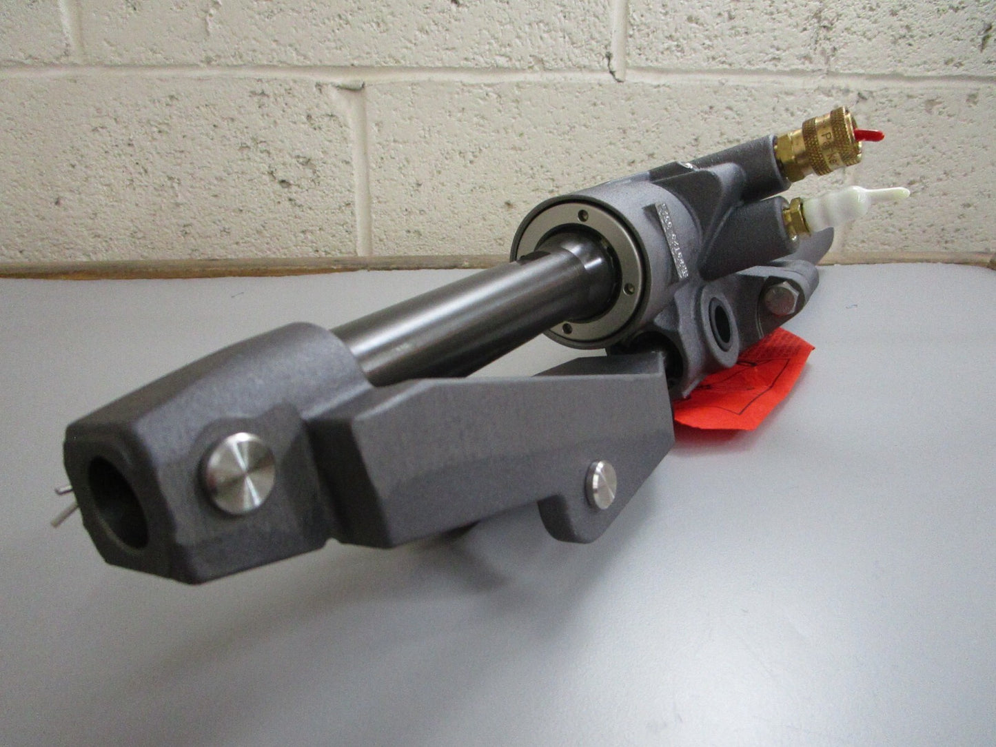 *NEW OEM* 0820 Mercury Quicksilver Power Steering Cylinder 8M010913 8M0109715