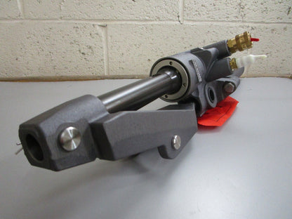 *NEW OEM* 0820 Mercury Quicksilver Power Steering Cylinder 8M010913 8M0109715
